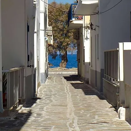 Kato Yialos Hotel